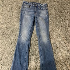 American Eagle Hi-Waisted Skinny Kick